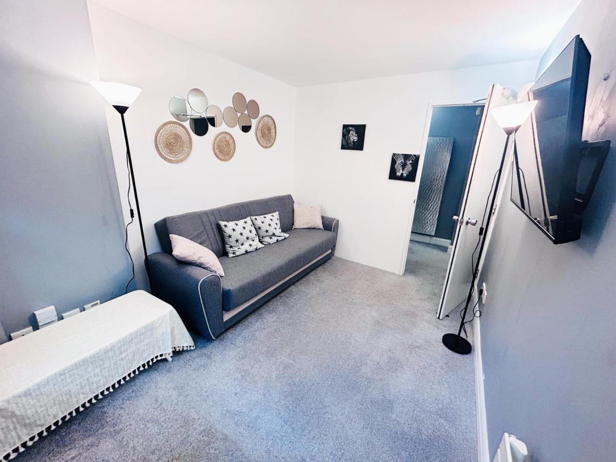 Amazing Flat Near South Kensington - 2 To 3 Bedrooms 런던 외부 사진
